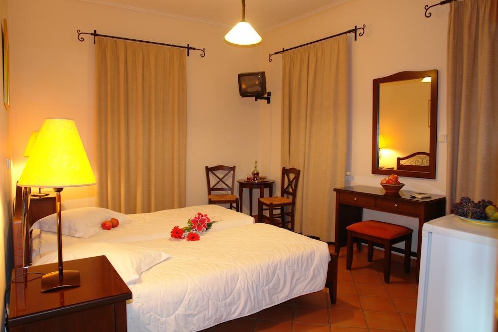 Hotel Xenonas Chrisso Delphi Pokój zdjęcie